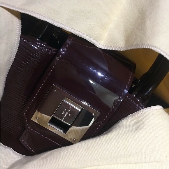 Authentic Louis Vuitton Prune Electric Epi leather - Picture 8 of 10